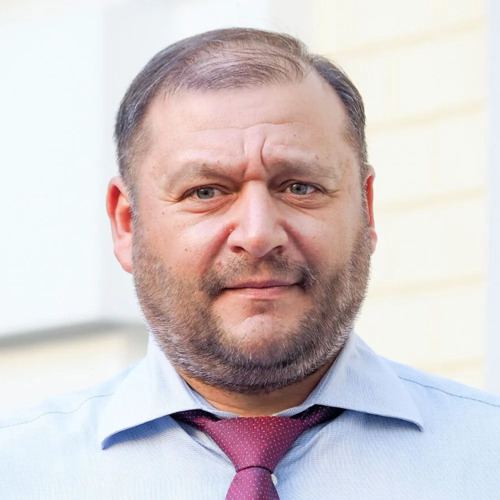 Где сейчас Михаил Добкин в 2025 ? Куда делся и пропал ?