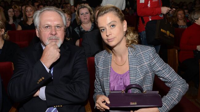 Павел Гусев с любовницей