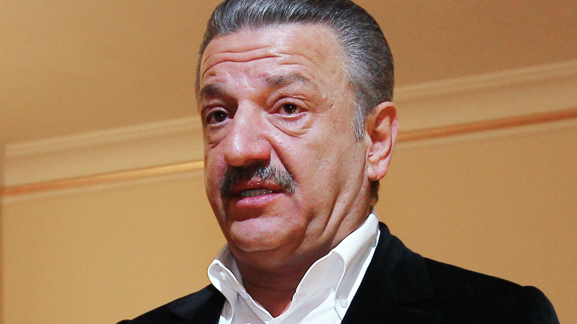 Тельман Исмаилов