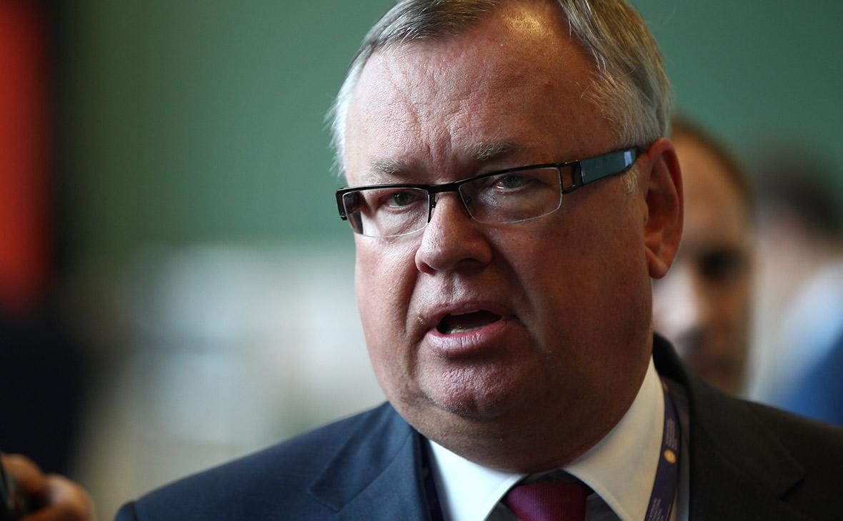 Андрей Костин