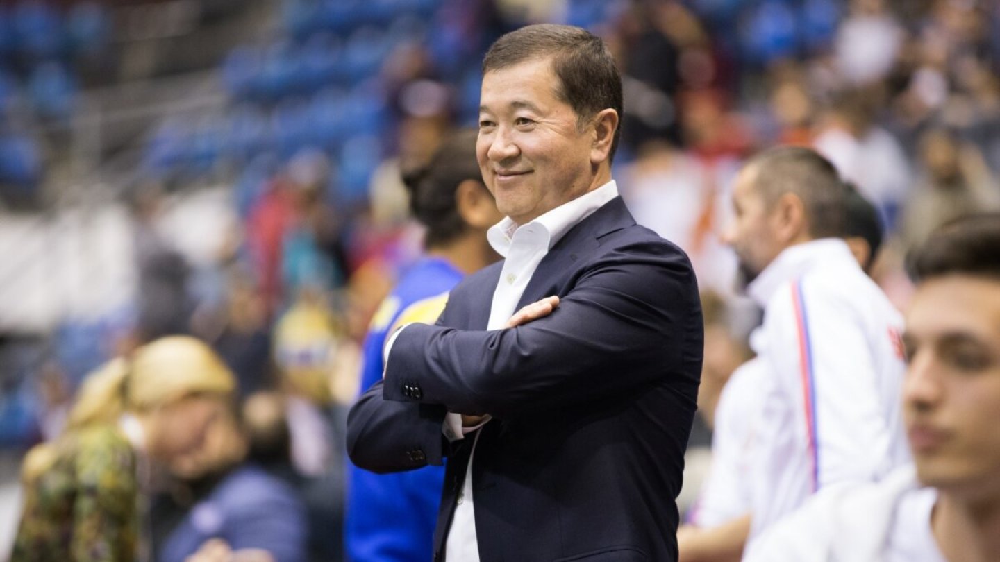 Булат Утемуратов