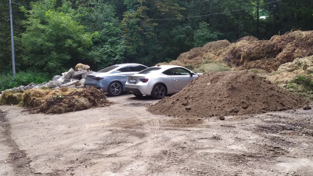 порушники правил паркування