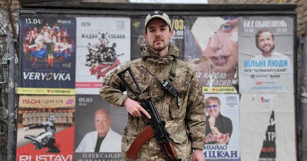 Василь Ратушний Брат Романа Ратушного: путь активиста и защитника природы