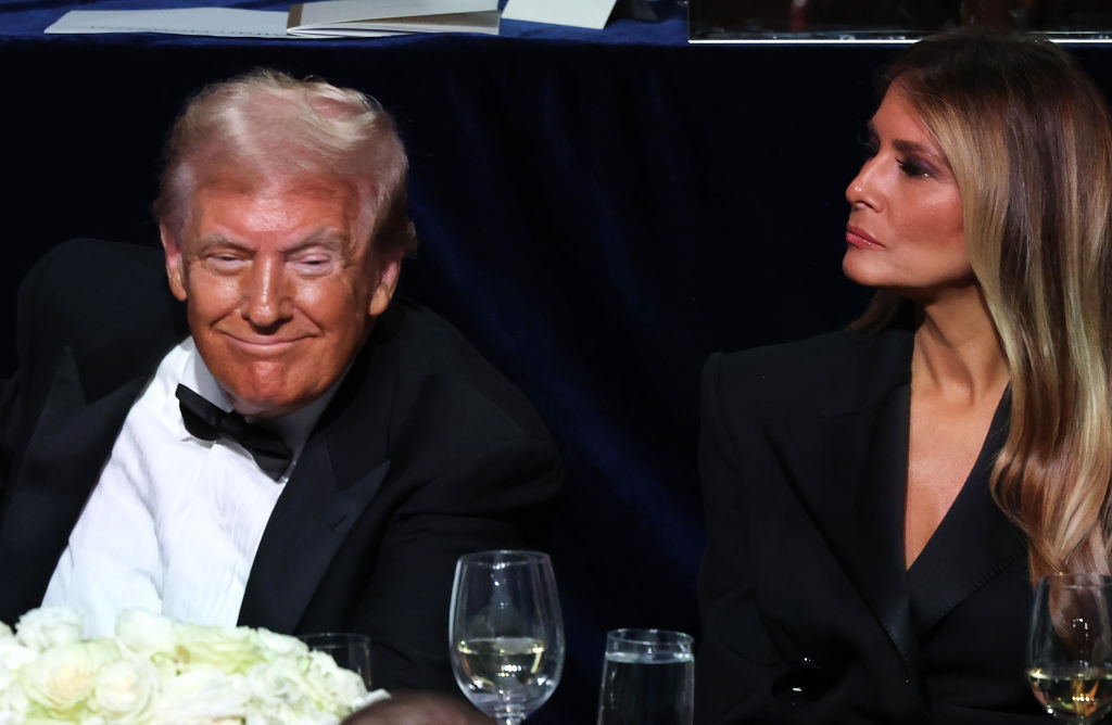 Мелания Трамп Развод: подробности личной жизни и слухи о расставании