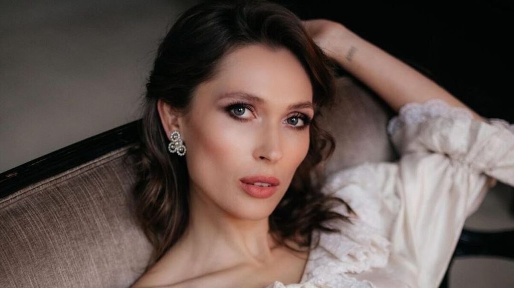 Олена Світлицька Особисте Життя: біографія, кар’єра та родина
