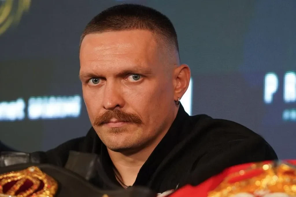 Усик Вага: биография, карьера и личная жизнь