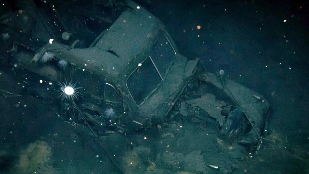 На дні Тихого океану знайшли легендарний Ford Woody, який понад 80 років пролежав на затонулому авіаносці