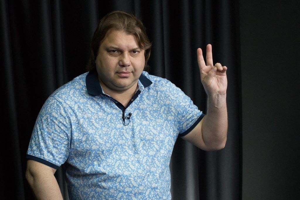 Влад Росс Настоящая Фамилия: подробности биографии, карьеры и личной жизни