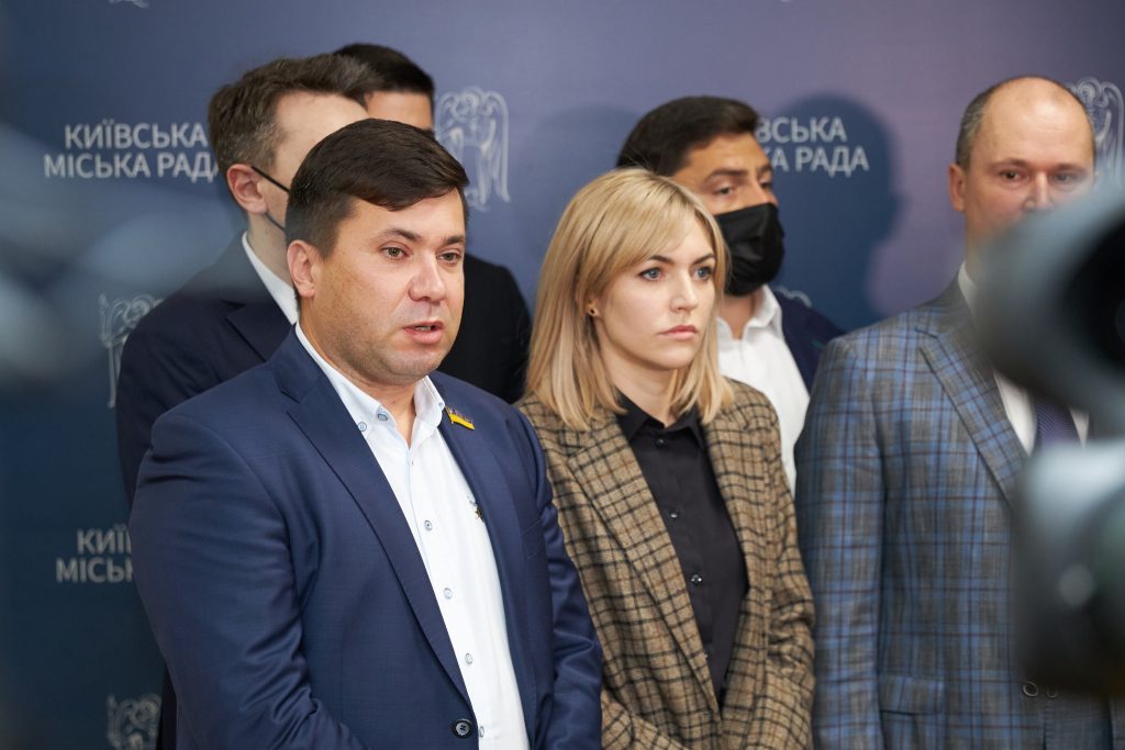 Андрій Вітренко Батьки: подробная биография и личная жизнь