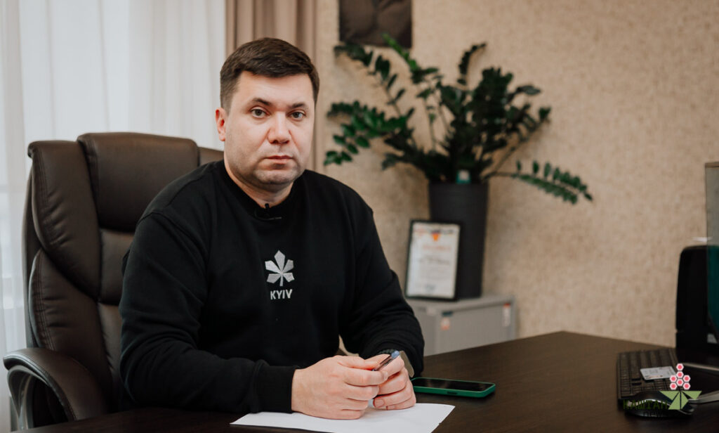 Андрій Вітренко Батьки: подробная биография и личная жизнь