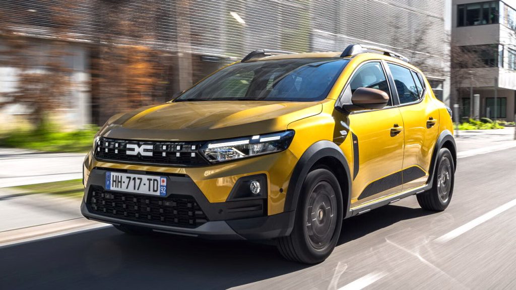 Витрата 4,2 л/100 км: дешевий Dacia Sandero вперше отримав найпотужніший двигун. Оголошено ціни