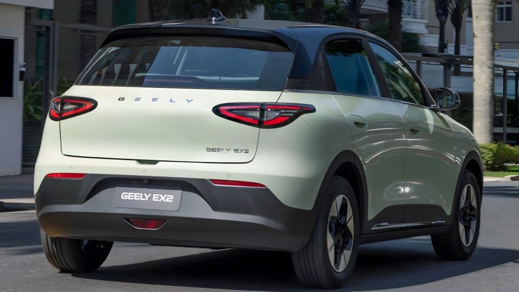 Geely E2